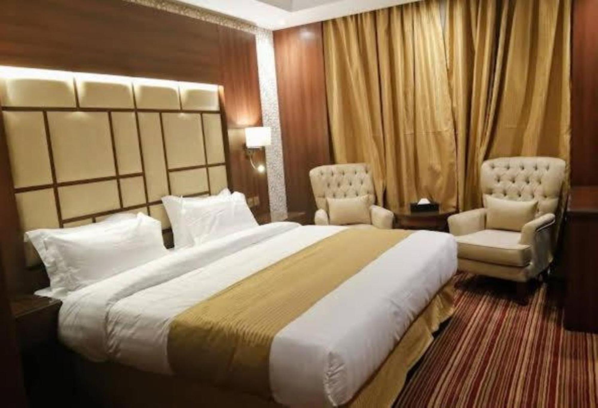 Quiet Jeddah Al Hamra酒店 外观 照片
